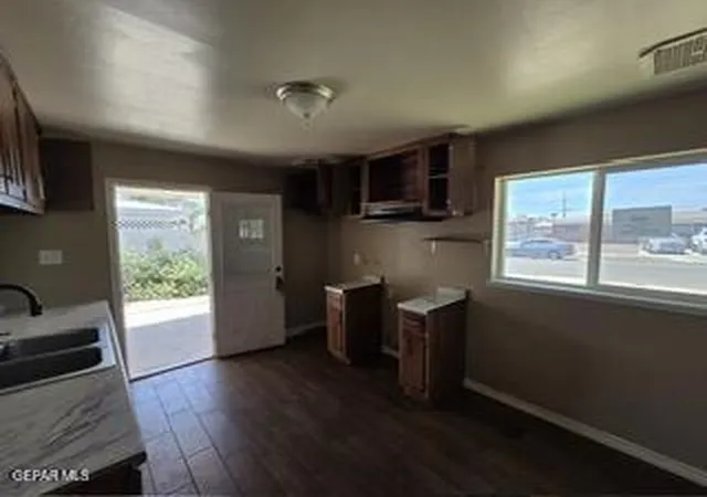 Photo 4 of Sale Pending at 4943 Aiken Ln, El Paso, TX 79924 | MLS# 949101 | Listing updated on 2026-08-24