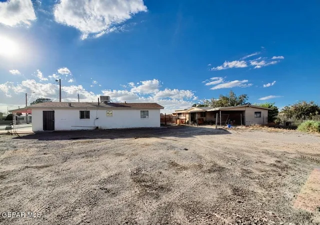 2nd image of 708 E Washington St, Anthony, TX 79821 | MLS# 949102