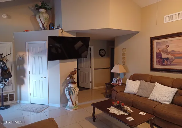 2nd image of 536 Thayer Pease Ave, Horizon City, TX 79928 | MLS# 949105