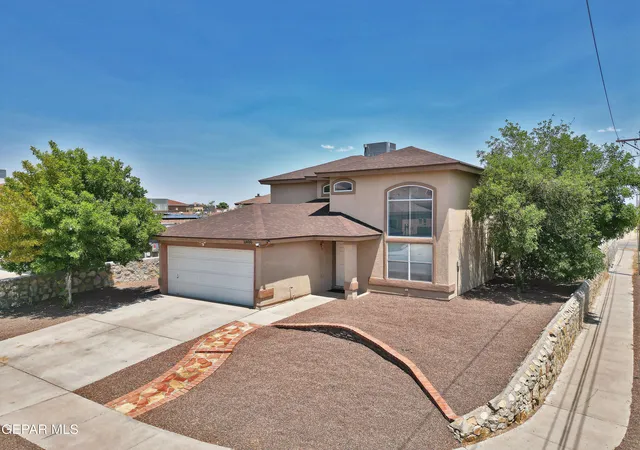 Photo 2 of Single family home for sale at 11400 Pifas Nevarez Pl, El Paso, TX 79934 | MLS# 949303 | Listing updated on 2026-09-14