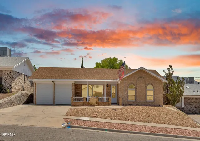 Photo 1 of Single family home for sale at 316 Garden Grv Ln, El Paso, TX 79912 | MLS# 949266 | Listing updated on 2026-09-20