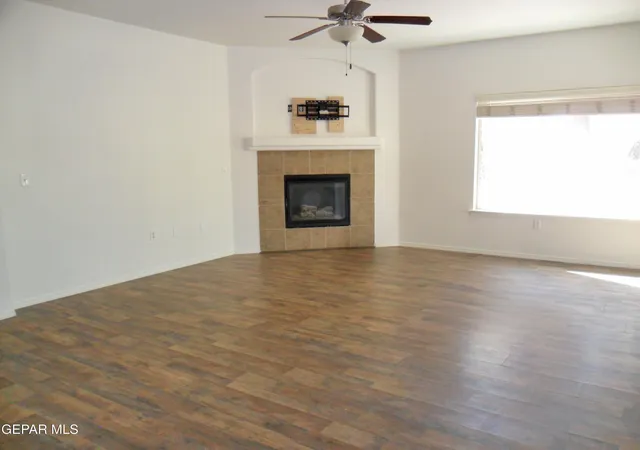 Photo 4 of Single family home for sale at 13864 Hollywood Dr, Horizon City, TX 79928 | MLS# 949164 | Listing updated on 2026-09-04