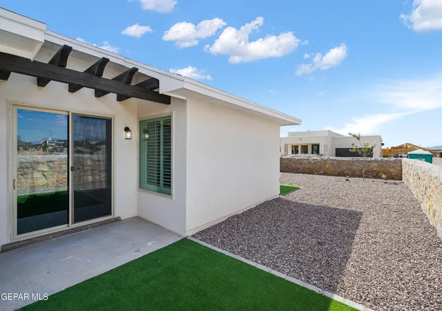 Photo 4 of Single family home for sale at 2529 Mike Price Dr, El Paso, TX 79938 | MLS# 949163 | Listing updated on 2026-08-17