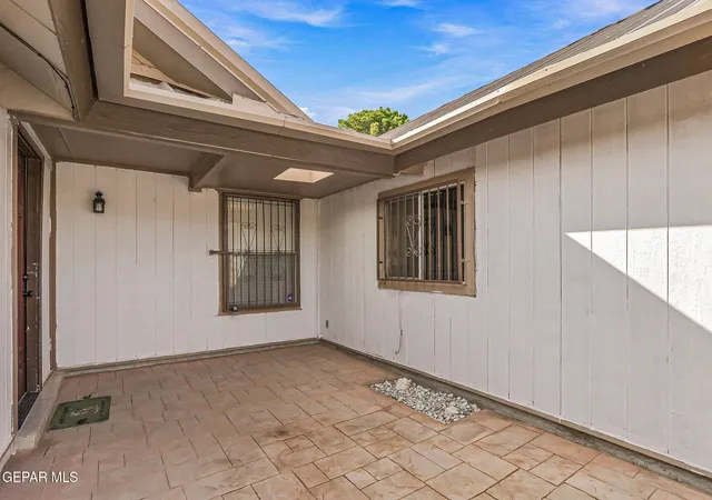 Photo 4 of Single family home for sale at 1420 Gene Torres Dr, El Paso, TX 79936 | MLS# 949228 | Listing updated on 2026-09-11