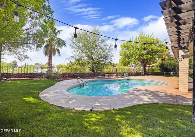 Photo 2 of Sale Pending at 705 Patio Feliz Ln, El Paso, TX 79912 | MLS# 949391 | Listing updated on 2026-09-03