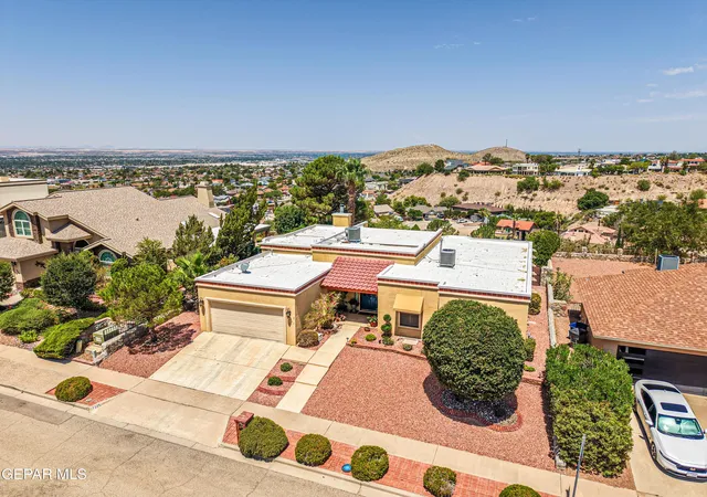 Photo 4 of Sale Pending at 7225 Rochester Dr, El Paso, TX 79912 | MLS# 949298 | Listing updated on 2026-09-04
