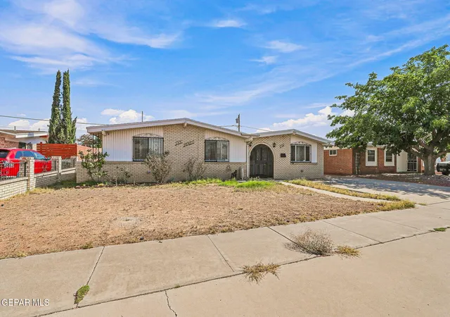 Photo 3 of Single family home for sale at 5732 Devon Ave, El Paso, TX 79924 | MLS# 949241 | Listing updated on 2026-08-12