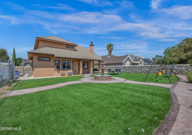 Photo 4 of Single family home for sale at 1462 Dos Deannas Dr, El Paso, TX 79936 | MLS# 949284 | Listing updated on 2026-09-11