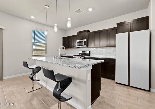 3rd image of 2383 Enchanted Crown Ln, El Paso, TX 79911 | MLS# 949589