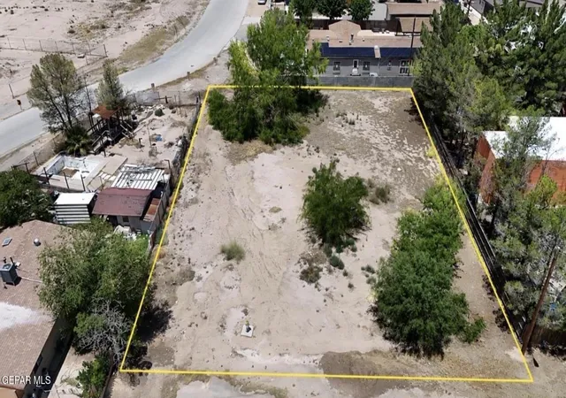 2nd image of 743 Campeche Rd, Socorro, TX 79927 | MLS# 949290