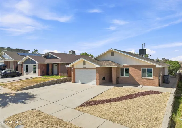 Photo 2 of Sale Pending at 12511 Flora Alba Dr, El Paso, TX 79928 | MLS# 949734 | Listing updated on 2026-09-07