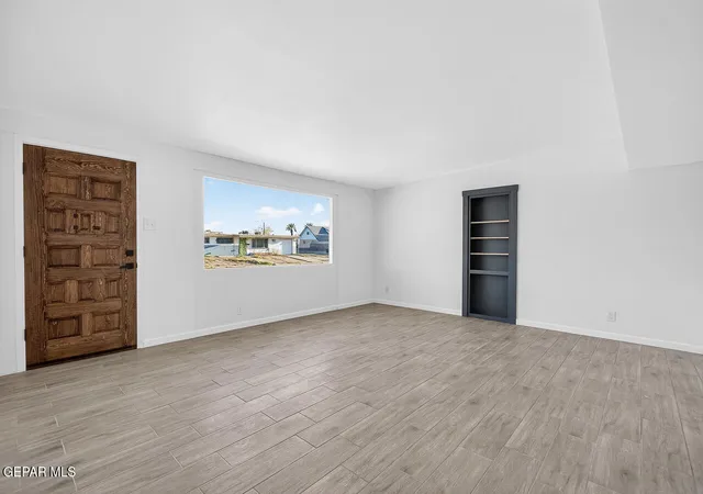 Photo 3 of Single family home for sale at 10105 Saigon Dr, El Paso, TX 79925 | MLS# 949320 | Listing updated on 2026-09-06