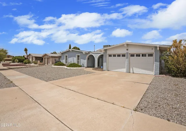 Photo 3 of Sale Pending at 6705 Los Altos Dr, El Paso, TX 79912 | MLS# 949466 | Listing updated on 2026-08-23