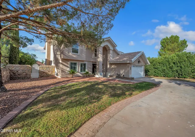 Photo 4 of Single family home for sale at 621 Rosinante Rd, El Paso, TX 79922 | MLS# 949367 | Listing updated on 2026-09-27