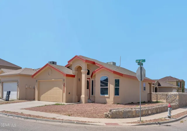 3rd image of 14717 Sand Gate Dr, El Paso, TX 79928 | MLS# 949490