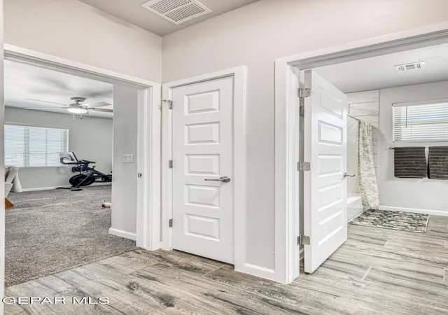 Photo 4 of Single family home for sale at 5112 Paseo La Entrada, Sunland Park, NM 88063 | MLS# 949378 | Listing updated on 2026-10-04