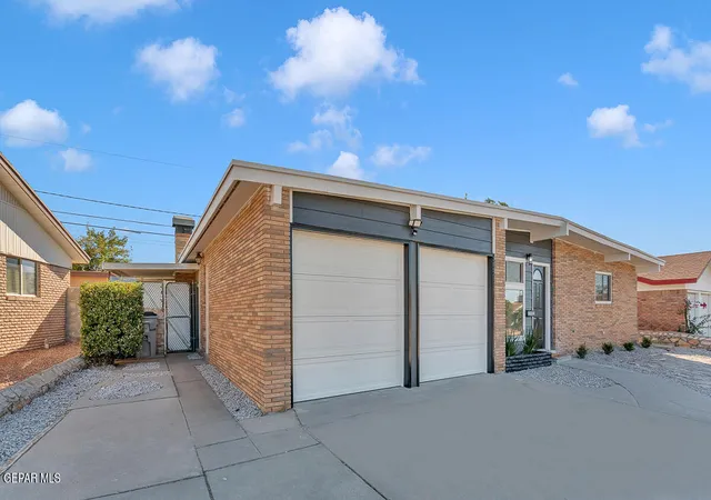 Photo 3 of Sale Pending at 3214 Cornwall Rd, El Paso, TX 79925 | MLS# 949362 | Listing updated on 2026-09-06