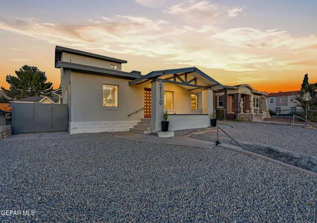 Photo 1 of Single family home for sale at 2110 N Kansas St, El Paso, TX 79902 | MLS# 949778 | Listing updated on 2026-08-23