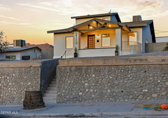 Photo 2 of Single family home for sale at 2110 N Kansas St, El Paso, TX 79902 | MLS# 949778 | Listing updated on 2026-08-23