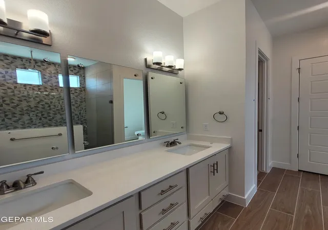 Photo 4 of Single family home for sale at 14013 Paseo Central Ave, El Paso, TX 79928 | MLS# 949396 | Listing updated on 2026-08-14