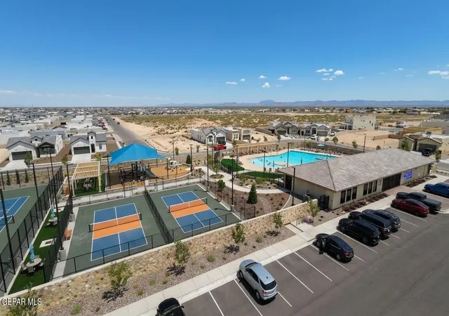 2nd image of 705 Paseo Dulce Ave, Horizon City, TX 79928 | MLS# 949479
