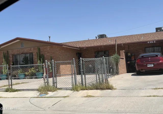 Photo 3 of Sale Pending at 435 Arvin Cir #AB, El Paso, TX 79907 | MLS# 949497 | Listing updated on 2026-09-14