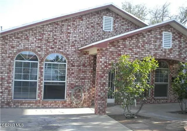 3rd image of 3026 Douglas A & B Ave, El Paso, TX 79903 | MLS# 949687