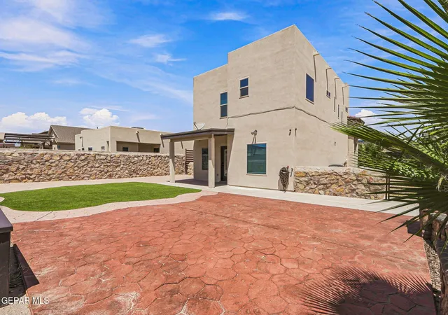 Photo 3 of Single family home for sale at 14752 Tim Hardaway Dr, El Paso, TX 79938 | MLS# 949478 | Listing updated on 2026-09-23