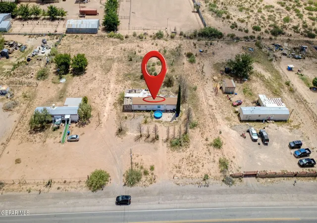 Photo 2 of Sale Pending at 121 E Lisa Dr, Chaparral, NM 88081 | MLS# 949646 | Listing updated on 2026-09-30