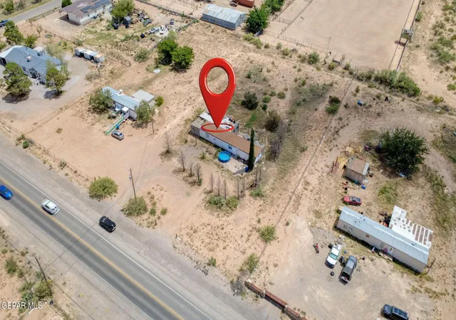 Photo 3 of Sale Pending at 121 E Lisa Dr, Chaparral, NM 88081 | MLS# 949646 | Listing updated on 2026-09-30