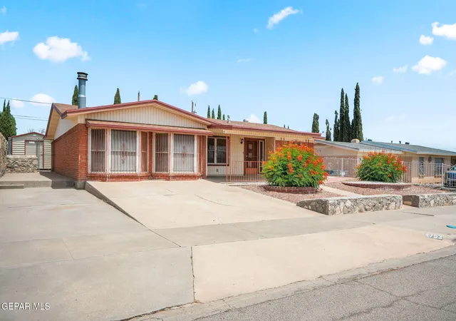 Photo 3 of Single family home for sale at 4753 Fairbanks Dr, El Paso, TX 79924 | MLS# 949735 | Listing updated on 2026-08-20