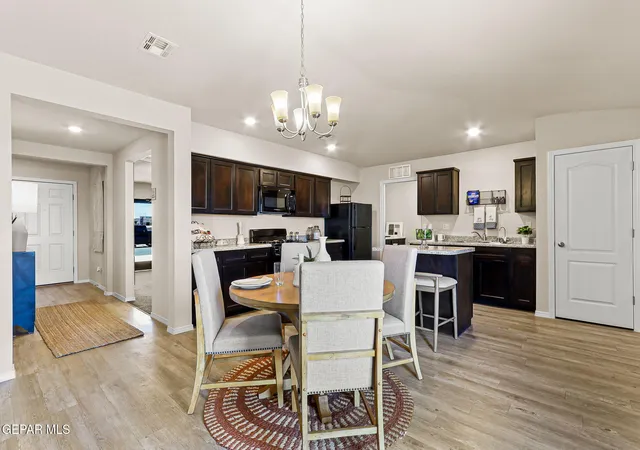 2nd image of 956 Orangetip Dr, El Paso, TX 79928 | MLS# 949510