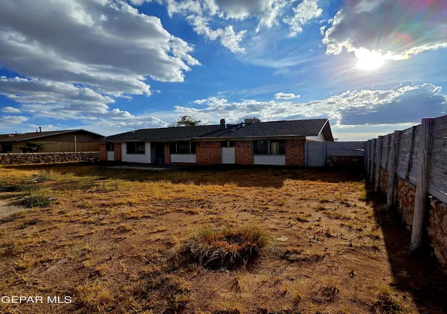 Photo 17 of Single family home for sale at 3012 Sea Breeze Dr, El Paso, TX 79936 | MLS# 949544 | Listing updated on 2026-08-29