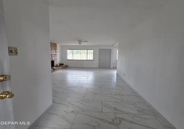 Photo 4 of Single family home for sale at 3012 Sea Breeze Dr, El Paso, TX 79936 | MLS# 949544 | Listing updated on 2026-08-29