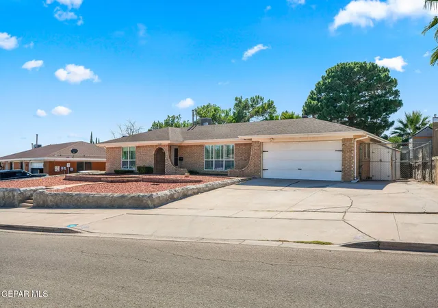 2nd image of 1511 Vista De Oro Dr, El Paso, TX 79935 | MLS# 949772