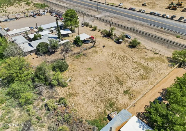 Photo 3 of Single family home for sale at 8109 Doniphan Dr, Vinton, TX 79821 | MLS# 949545 | Listing updated on 2026-08-18