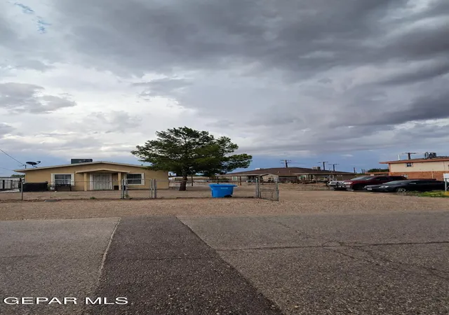 2nd image of 13141 Bugambilia Dr, San Elizario, TX 79849 | MLS# 949637
