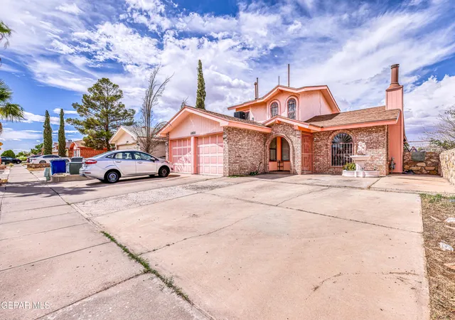 3rd image of 11821 Scott Simpson Dr, El Paso, TX 79936 | MLS# 949618