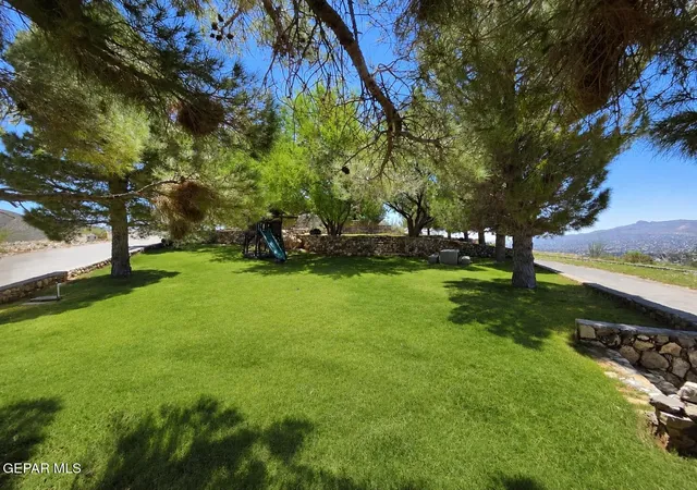3rd image of 8 Sierra Crest Dr, El Paso, TX 79902 | MLS# 949628