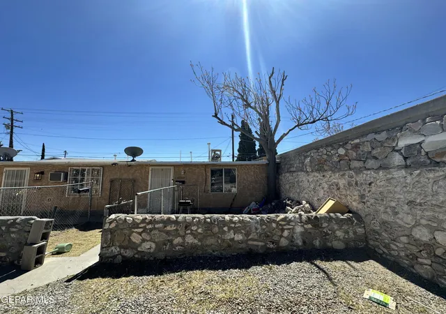 2nd image of 3204 Frankfort Ave, El Paso, TX 79930 | MLS# 949708