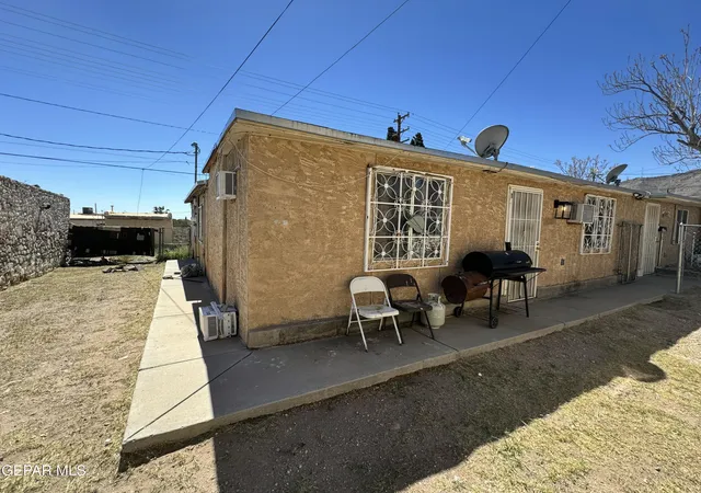 Listing Photo 4 - Condo for sale in building located at 3204 Frankfort Ave, El Paso, TX 79930