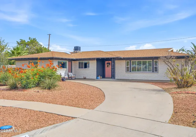 Photo 2 of Single family home for sale at 224 Viking Dr, El Paso, TX 79912 | MLS# 949630 | Listing updated on 2026-09-14