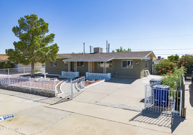 4th image of 2636 Prestwick Rd, El Paso, TX 79925 | MLS# 949693