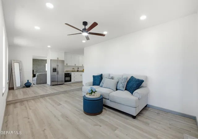 Photo 3 of Single family home for sale at 8312 Mineola Dr, El Paso, TX 79925 | MLS# 949791 | Listing updated on 2026-09-23