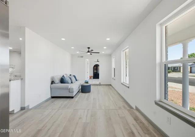 Photo 4 of Single family home for sale at 8312 Mineola Dr, El Paso, TX 79925 | MLS# 949791 | Listing updated on 2026-09-23