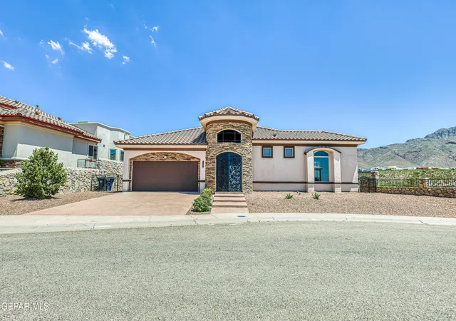 Photo 1 of Single family home for sale at 1400 Franklin Dell St, El Paso, TX 79912 | MLS# 949672 | Listing updated on 2026-08-24