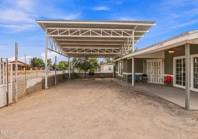 Photo 3 of Single family home for sale at 1178 Yann Rd, Fabens, TX 79838 | MLS# 949673 | Listing updated on 2026-08-19