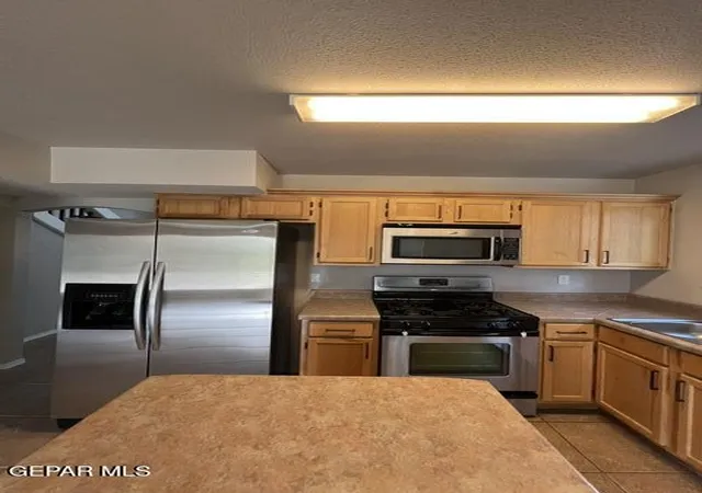 Photo 2 of Single family home for sale at 11105 Bullseye St, El Paso, TX 79934 | MLS# 949840 | Listing updated on 2026-08-22