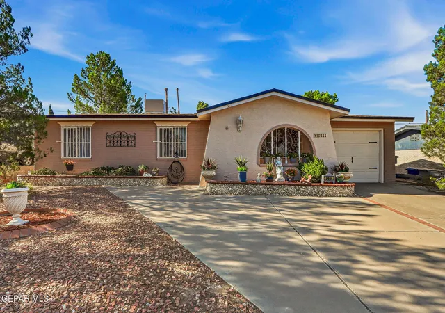 Photo 1 of Single family home for sale at 10444 Tomwood Ave, El Paso, TX 79925 | MLS# 949709 | Listing updated on 2026-09-03
