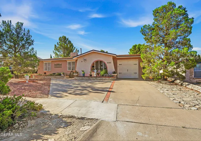Photo 2 of Single family home for sale at 10444 Tomwood Ave, El Paso, TX 79925 | MLS# 949709 | Listing updated on 2026-09-03